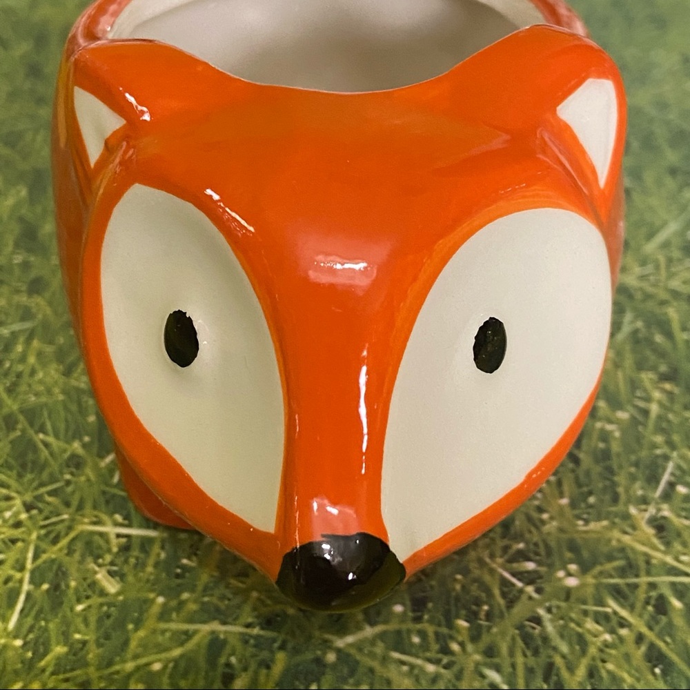 FOX Ceramic Planter With DRAINAGE HOLE - Picture 3 of 8